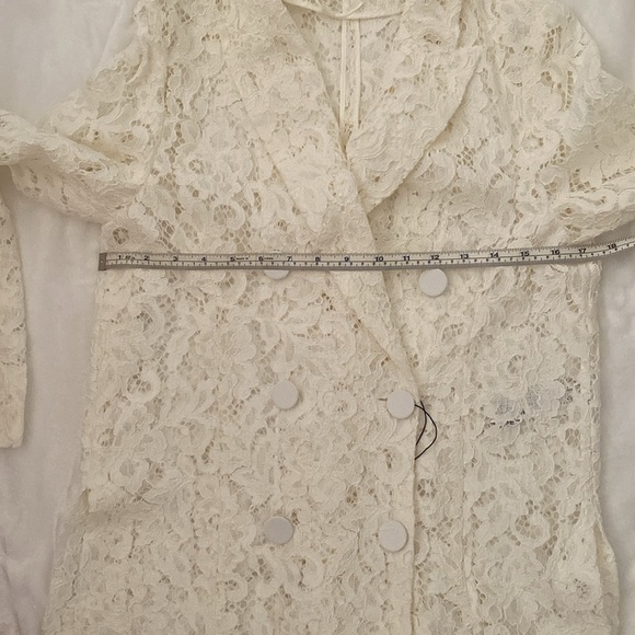 Zara Elegant White Lace Blazer - Picture 12 of 14